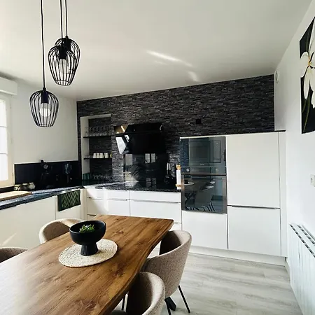 Downtown High Standing Duplex - 