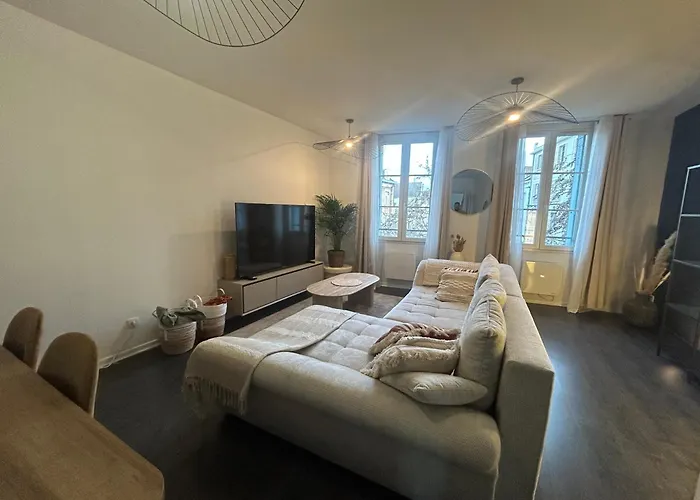 Downtown High Standing Duplex - 